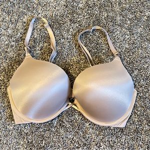 Victoria Secret Bombshell Plunge Bra